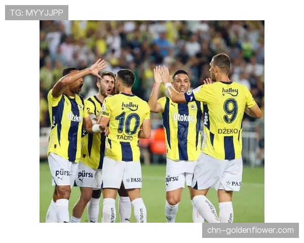 主队球迷在0-3落后时大规模提前退场 主队球迷在0-3落后时大规模提前退场