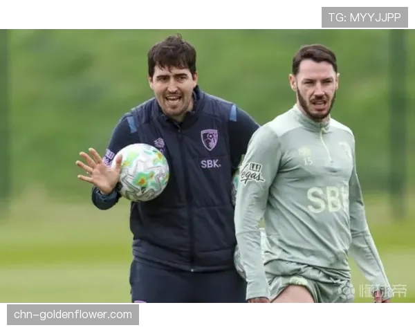 伊劳拉官宣离队，伯恩茅斯12轮不败连斩枪手红军后主帅告别